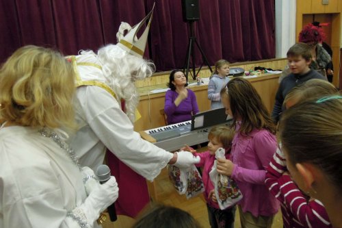 Mikulášské zpívání u stromečku - 6.12.2013