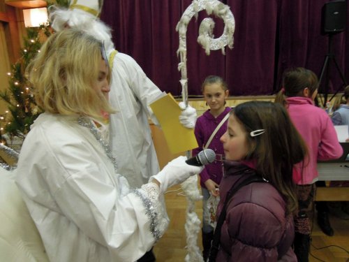 Mikulášské zpívání u stromečku - 6.12.2013