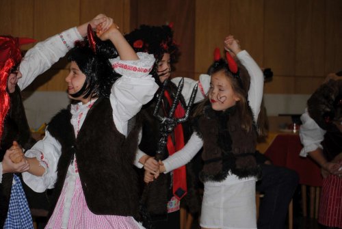 Mikulášská beseda u cimbálu - 7.12.2013