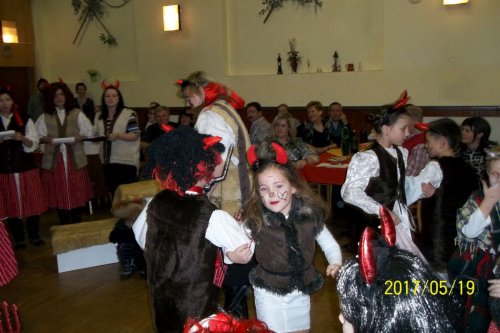 Mikulášská beseda u cimbálu - 7.12.2013