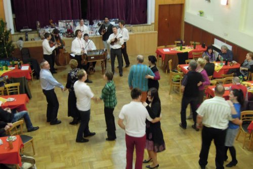 Mikulášská beseda u cimbálu - 7.12.2013