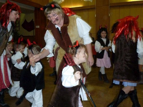 Mikulášská beseda u cimbálu - 7.12.2013