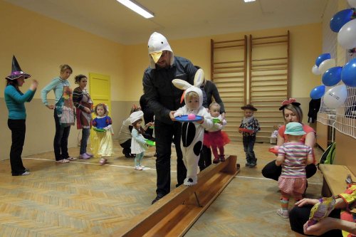 Karnevalové hravé cvičení pro děti a rodiče - 11.2.2014
