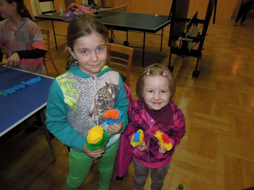 Přípravy na Královničky aneb Nosení létečka v Podolí - 27.3.2014