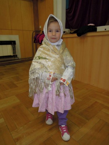 Přípravy na Královničky aneb Nosení létečka v Podolí - 27.3.2014