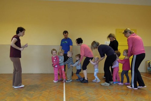 Poslední jarní hravé cvičení pro rodiče a děti - 1.4.2014