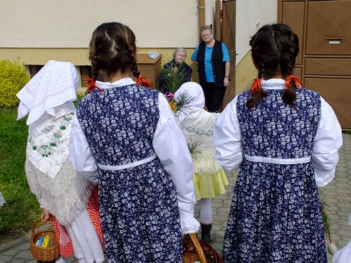 Královničky aneb Nosení létečka v Podolí - 6.4.2014