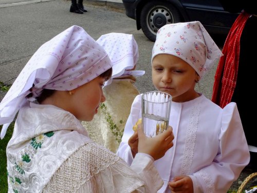 Královničky aneb Nosení létečka v Podolí - 6.4.2014