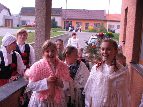 Královničky aneb Nosení létečka v Podolí - 6.4.2014