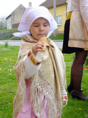 Královničky aneb Nosení létečka v Podolí - 6.4.2014