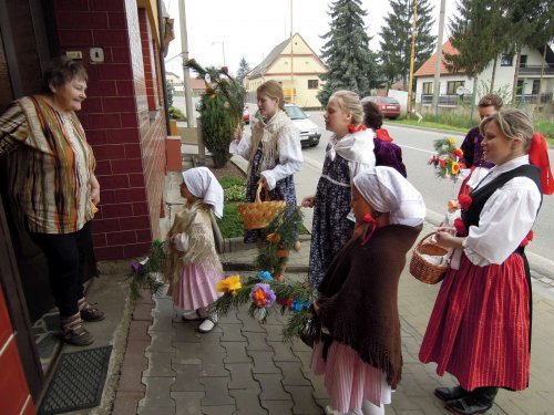 Královničky aneb Nosení létečka v Podolí - 6.4.2014