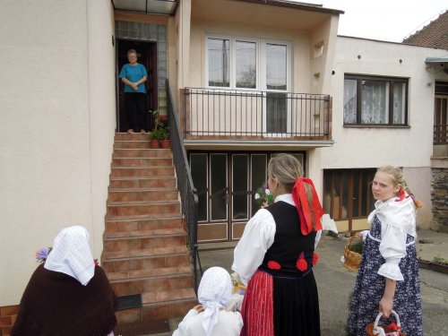 Královničky aneb Nosení létečka v Podolí - 6.4.2014