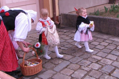 Královničky aneb Nosení létečka v Podolí - 6.4.2014