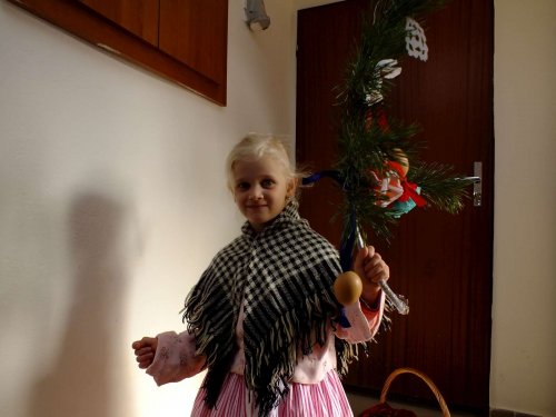 Královničky aneb Nosení létečka v Podolí - 6.4.2014