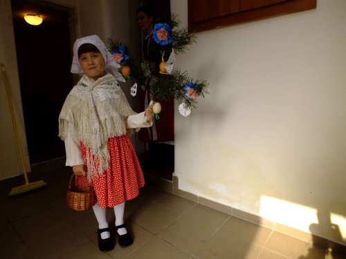 Královničky aneb Nosení létečka v Podolí - 6.4.2014