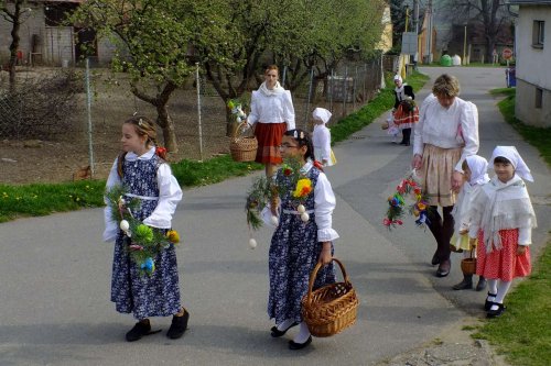Královničky aneb Nosení létečka v Podolí - 6.4.2014