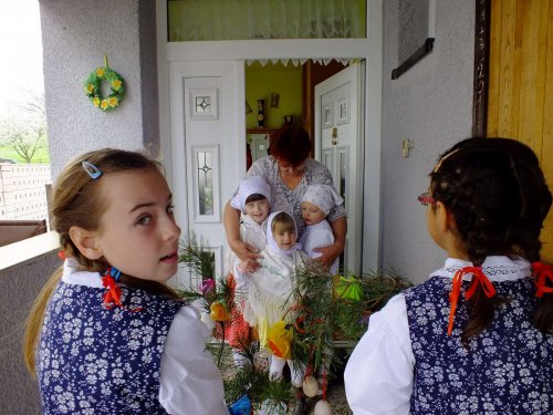 Královničky aneb Nosení létečka v Podolí - 6.4.2014