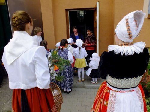 Královničky aneb Nosení létečka v Podolí - 6.4.2014