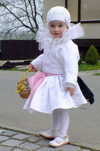 Královničky aneb Nosení létečka v Podolí - 6.4.2014