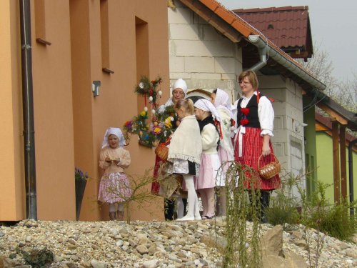 Královničky aneb Nosení létečka v Podolí - 6.4.2014