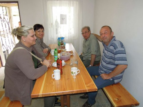 Prohlídka zrekonstruované myslivecké chaty v Lipinách - 21.6.2014