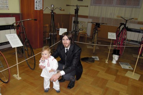 Soubor /2014-10-18-vystava-historickych-kol-26.jpg