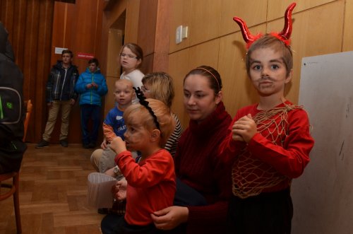 Mikulášské zpívání u stromečku - 5.12.2014