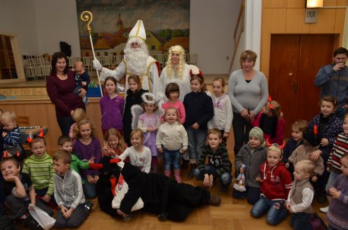 Mikulášské zpívání u stromečku - 5.12.2014