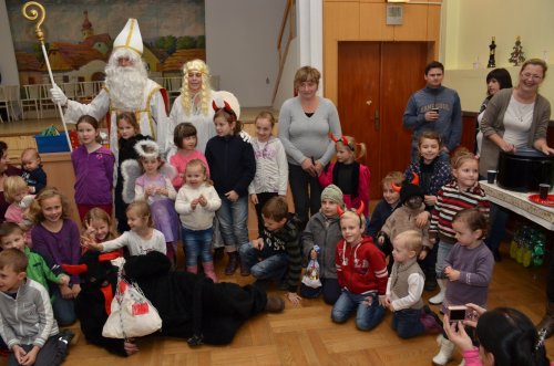 Mikulášské zpívání u stromečku - 5.12.2014