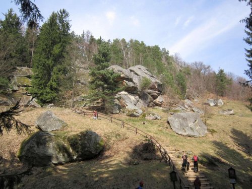 Sokolská procházka okolo Pulčínských skal - 11.4.2015