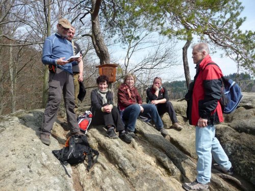 Sokolská procházka okolo Pulčínských skal - 11.4.2015