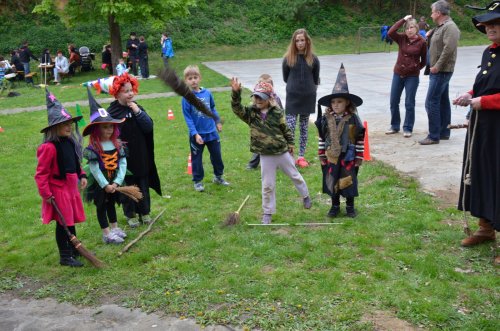 Pálení čarodějnic a stavění máje - 30.4.2015
