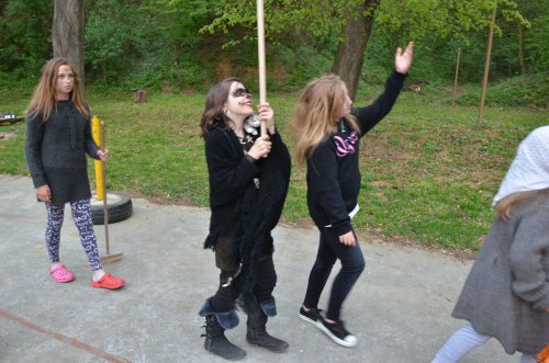 Pálení čarodějnic a stavění máje - 30.4.2015