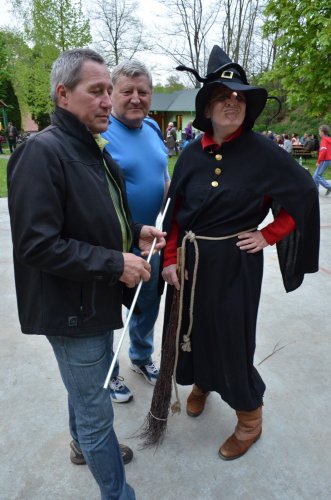 Pálení čarodějnic a stavění máje - 30.4.2015