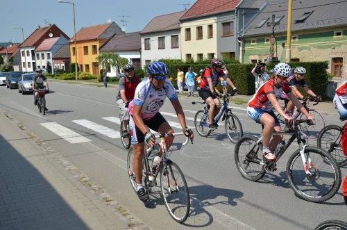 Charitativní peloton Na kole dětem Josefa Zimovčáka - 11.6.2015