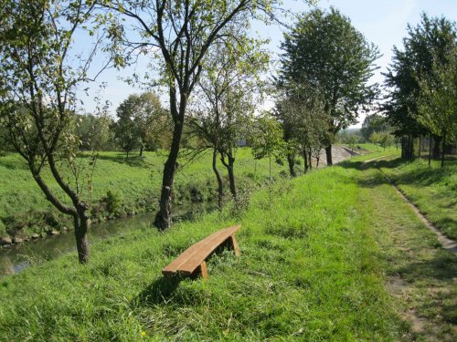 Nová odpočinková místa v Podolí - 4.10.2015