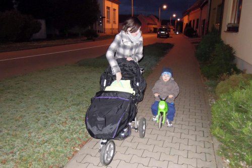 Lampionový průvod a slet broučků - 19.11.2015