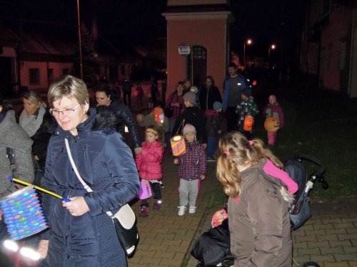 Lampionový průvod a slet broučků - 19.11.2015