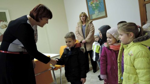 Družba ZŠ a MŠ Častkovce - přivítání MŠ na obecním úřadě v Podolí - 20.11.2015