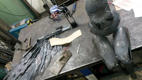 Výroba a instalace soch od kováře Víti Bobčíka do duchovně-relaxačního areálu - 21.12.2015