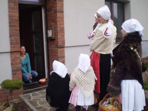 Královničky - nosení létečka v Podolí - 13.3.2016