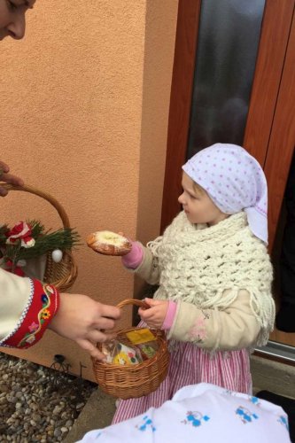 Královničky - nosení létečka v Podolí - 13.3.2016