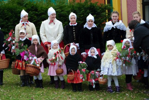 Královničky - nosení létečka v Podolí - 13.3.2016