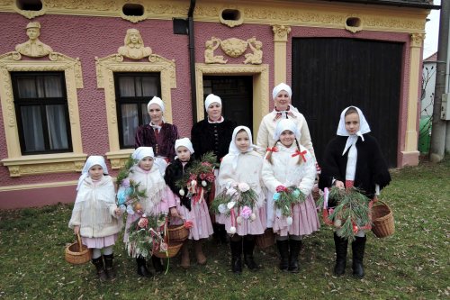 Královničky - nosení létečka v Podolí - 13.3.2016