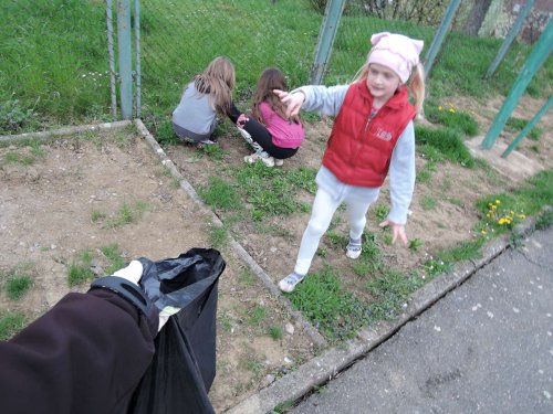 Úklid obce - 15.4.2016