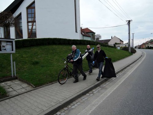 Úklid obce - 15.4.2016