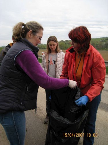 Úklid obce - 15.4.2016