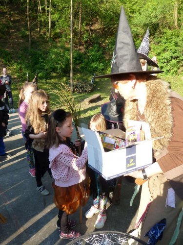 Pálení čarodějnic a stavění máje - 30.4.2016