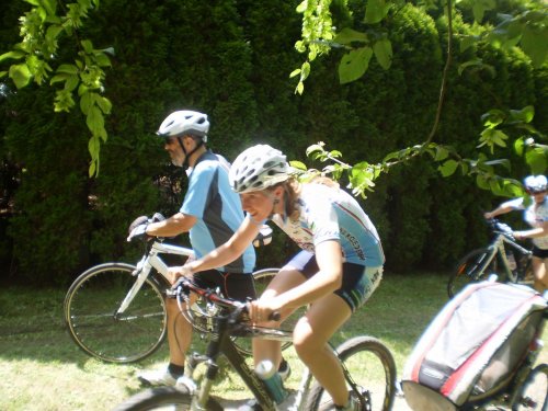 Charitativní cyklotour Josefa Zimovčáka Na kole dětem - 4.6.2016