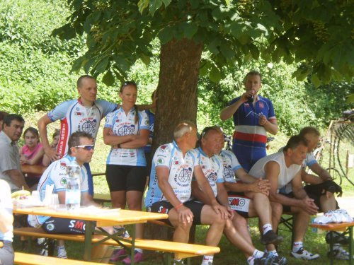 Charitativní cyklotour Josefa Zimovčáka Na kole dětem - 4.6.2016